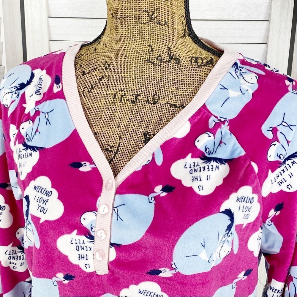 Disney‎ Eeyore Velour Lounge Sleep Shirt Pink Medium Long Sleeve Pullover - Picture 5 of 11